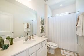 8 Bedroom 6 Bathroom Villa