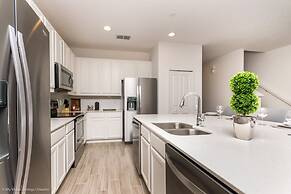 8 Bedroom 6 Bathroom Villa