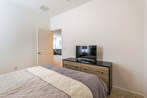 8 Bedroom 6 Bathroom Villa