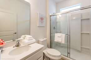 8 Bedroom 6 Bathroom Villa