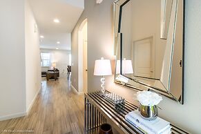 8 Bedroom 6 Bathroom Villa