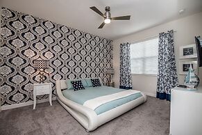 6 Bed 5 Ba Villa with Games, Pool & Spa