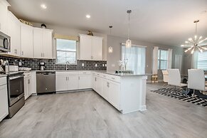 6 Bed 5 Ba Villa with Games, Pool & Spa