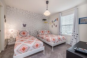 6 Bed 5 Ba Villa with Games, Pool & Spa