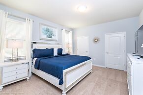 Beautiful 8 Bed Villa Pool & Spa