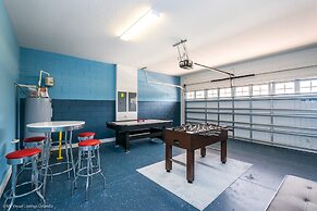 Beautiful 8 Bed Villa Pool & Spa