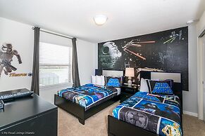 Beautiful 8 Bed Villa Pool & Spa