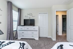 8 BR Villa With Games Room