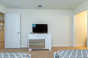 8 BD 6 BH House Villa at West Side