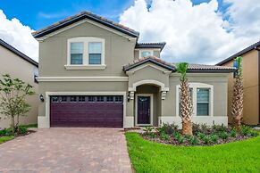 8 BD 6 BH House Villa at West Side