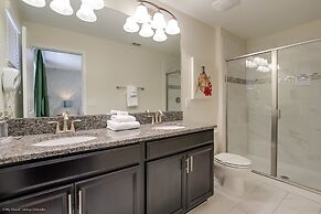 6 Bed 5 Ba Villa with Games, Pool & Spa