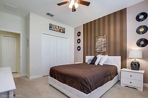 6 Bed 5 Ba Villa with Games, Pool & Spa