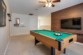 6 Bed 5 Ba Villa with Games, Pool & Spa