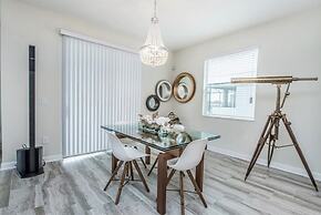 6 Bed 5 Ba Villa with Pool, Spa & Lake View