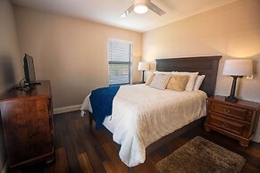 High Grove 5 Bedrooms & Private Pool