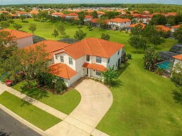 High Grove 5 Bedrooms & Private Pool