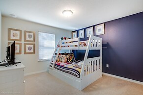 7 BD 5.5 BH Villa Game Room Pool Spa