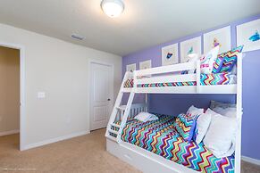 7 BD 5.5 BH Villa Game Room Pool Spa