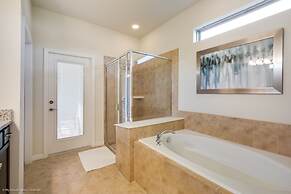 7 BD 5.5 BH Villa Game Room Pool Spa