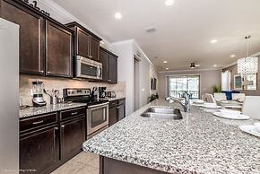 2105mw Luxury 6 Bed Villa With Pool & Spa