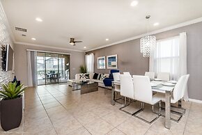 2105mw Luxury 6 Bed Villa With Pool & Spa