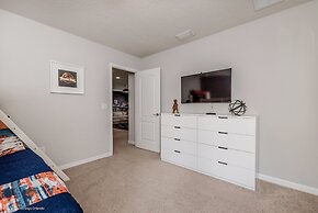 2105mw Luxury 6 Bed Villa With Pool & Spa