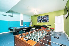 5 Bedroom, 4 Bathroom Villa