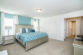 5 Bedroom, 4 Bathroom Villa