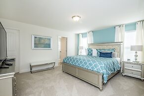 5 Bedroom, 4 Bathroom Villa