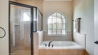 Ultimate 5 Bed 5 Ba Villa with Game Room, Pool & Spa - Ihr4021