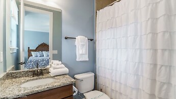 Ultimate 5 Bed 5 Ba Villa with Game Room, Pool & Spa - Ihr4021