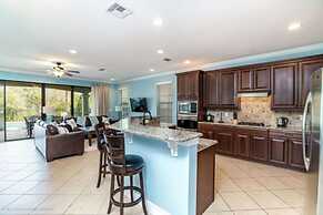 Ultimate 5 Bed 5 Ba Villa with Game Room, Pool & Spa - Ihr4021