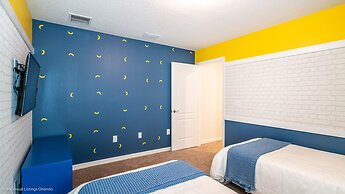 Cool and Modern 6 Bed 4 Ba Villa Game Room Pool 5445