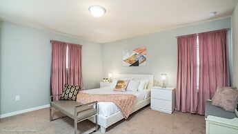 Cool and Modern 6 Bed 4 Ba Villa Game Room Pool 5445