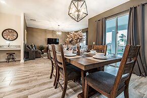 6 Bedroom Villa W Private Pool & Game Room