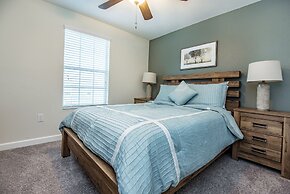 6 Bedroom Villa W Private Pool & Game Room