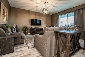 6 Bedroom Villa W Private Pool & Game Room