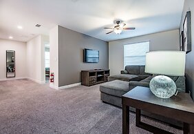 6 Bedroom Villa W Private Pool & Game Room