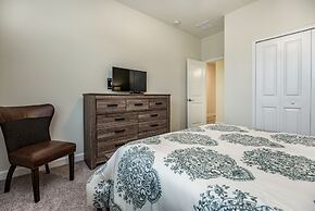 6 Bedroom Villa W Private Pool & Game Room