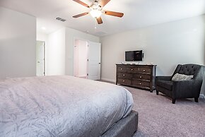 6 Bedroom Villa W Private Pool & Game Room