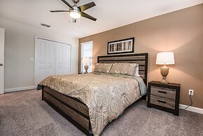 6 Bedroom Villa W Private Pool & Game Room