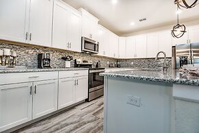 6 Bedroom Villa W Private Pool & Game Room