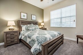 6 Bedroom Villa W Private Pool & Game Room