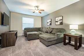 6 Bedroom Villa W Private Pool & Game Room