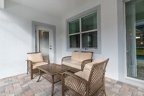 6 Bdrm 5 BA Vacation Home