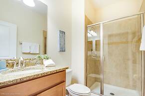 Story Lake Town Home Sleeps 10