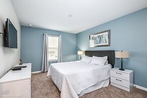 Resort Community Town Home with Pool