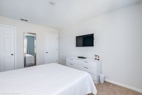 Resort Community Town Home with Pool