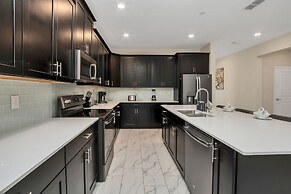 Fabulous 6 Bed Storey Lake Villa Pool & Spa 2145bmd