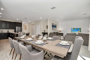 Fabulous 6 Bed Storey Lake Villa Pool & Spa 2145bmd